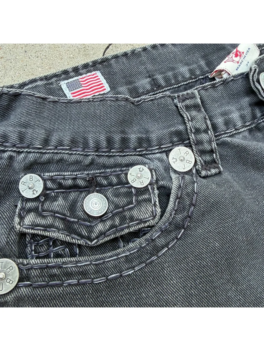True Religion Jeans Men Waist 34 Black Distressed Casual